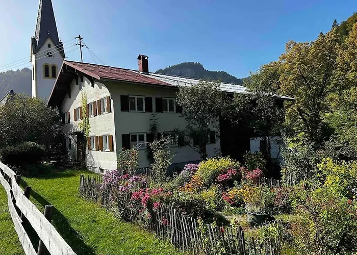 FEWO Allgäu Chalet mit Schwimmbad und Sauna Oberstdorf